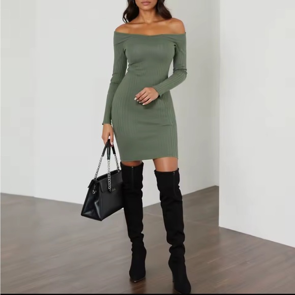 🎉All-Season Slim Fit Off-Shoulder Light Knit in Pistachio Green Effortless Style - Picture 4 of 5